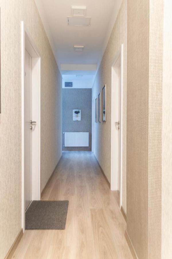 Central Relax Boutique Suites Boedapest Buitenkant foto